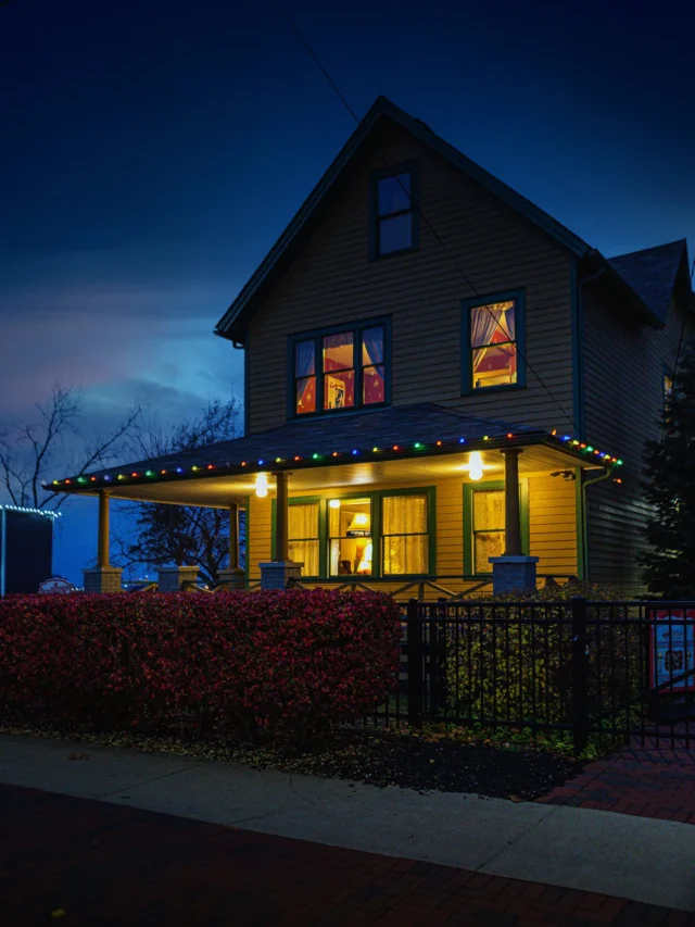 A Christmas Story Cast Looking To Buy An Iconic Home