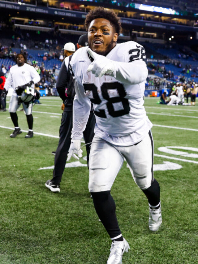 Josh Jacobs huge day with TD in OT, Raiders beat Seahawks