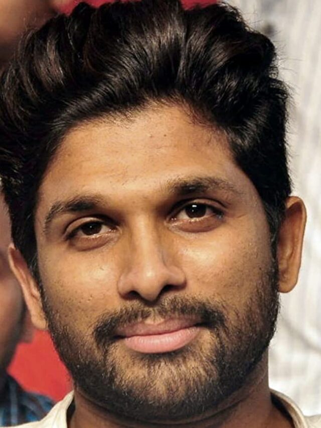 Allu Arjun's eyes moist after hearing brother Allu Sirish's speech